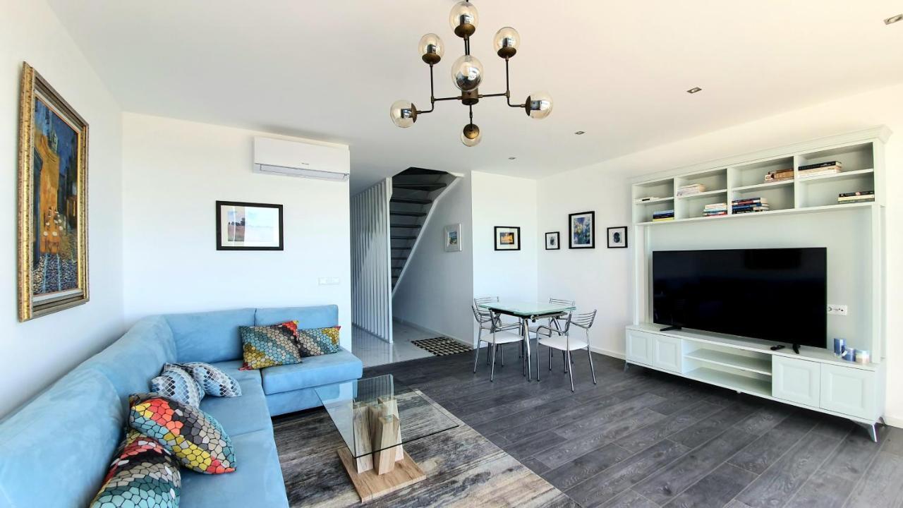 Duplex Seaview Condo ดูร์เรส ภายนอก รูปภาพ