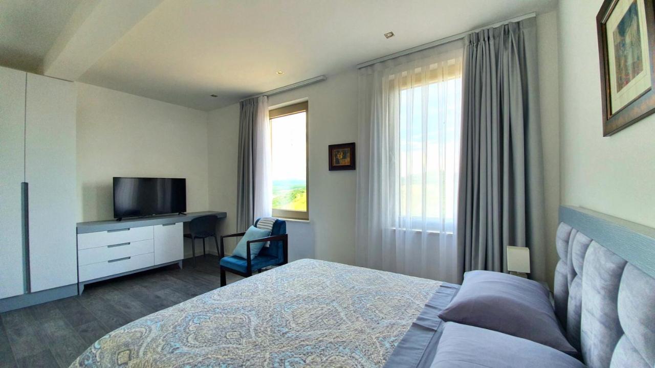 Duplex Seaview Condo ดูร์เรส ภายนอก รูปภาพ