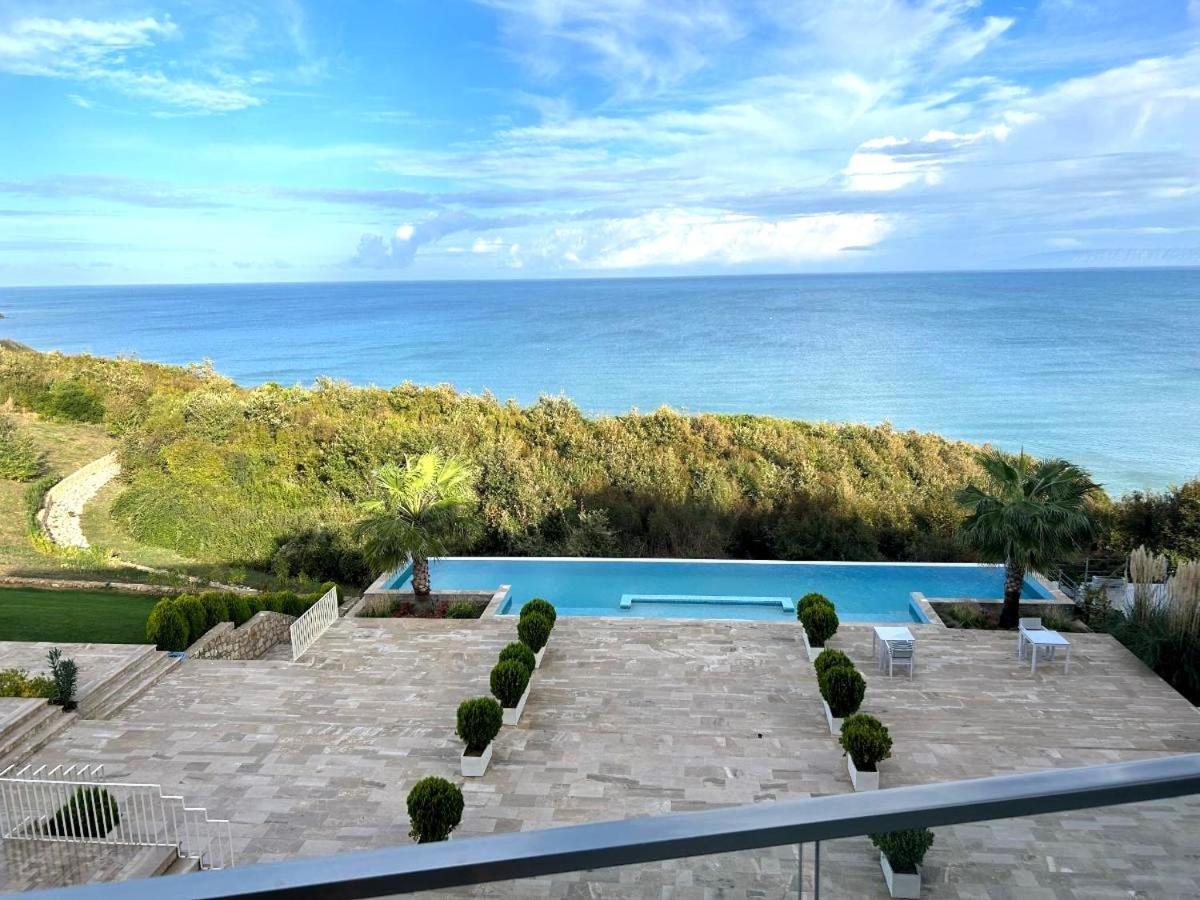 Duplex Seaview Condo ดูร์เรส ภายนอก รูปภาพ